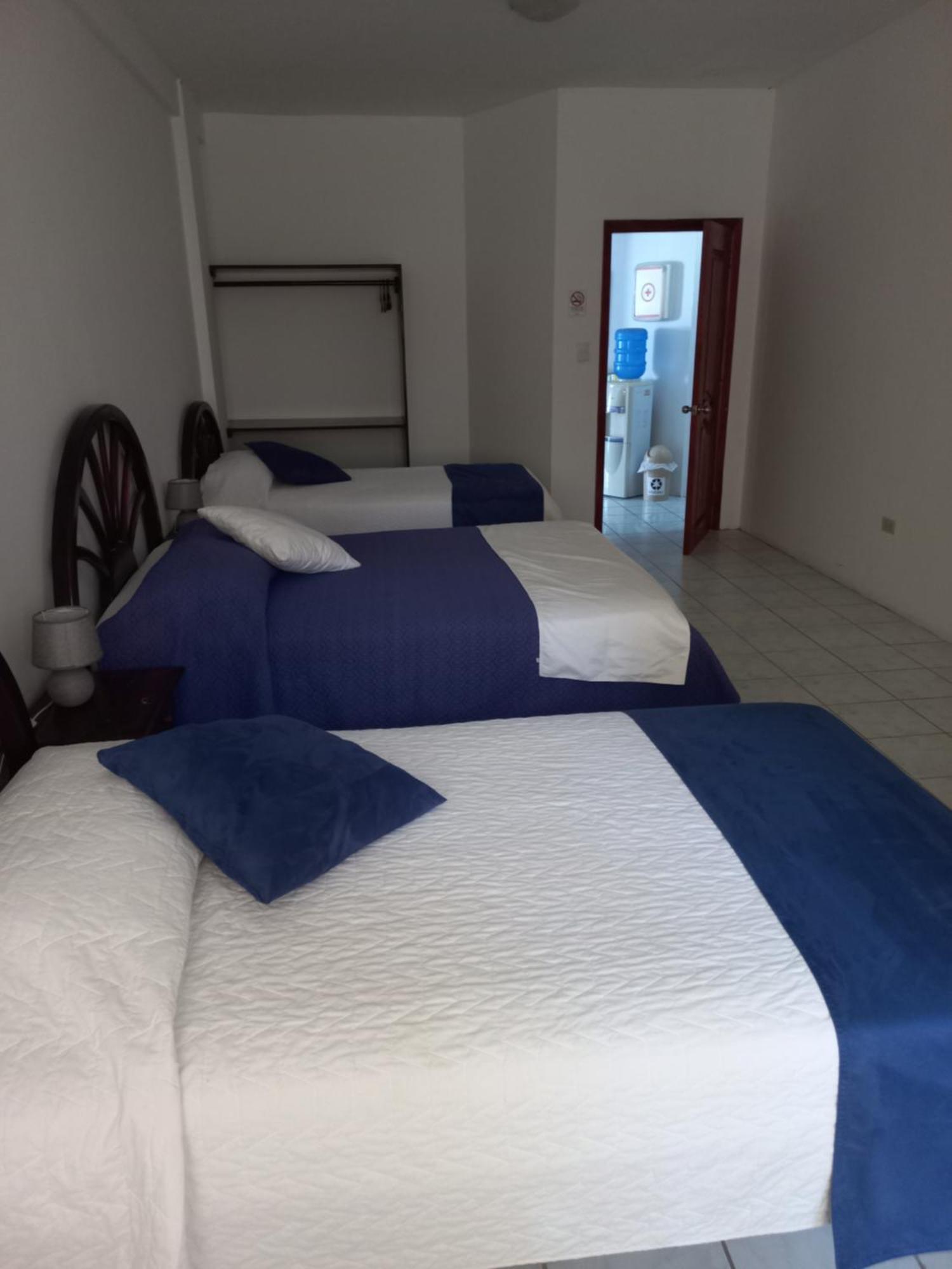 Hotel Isla Del Descanso Puerto Villamil Eksteriør billede