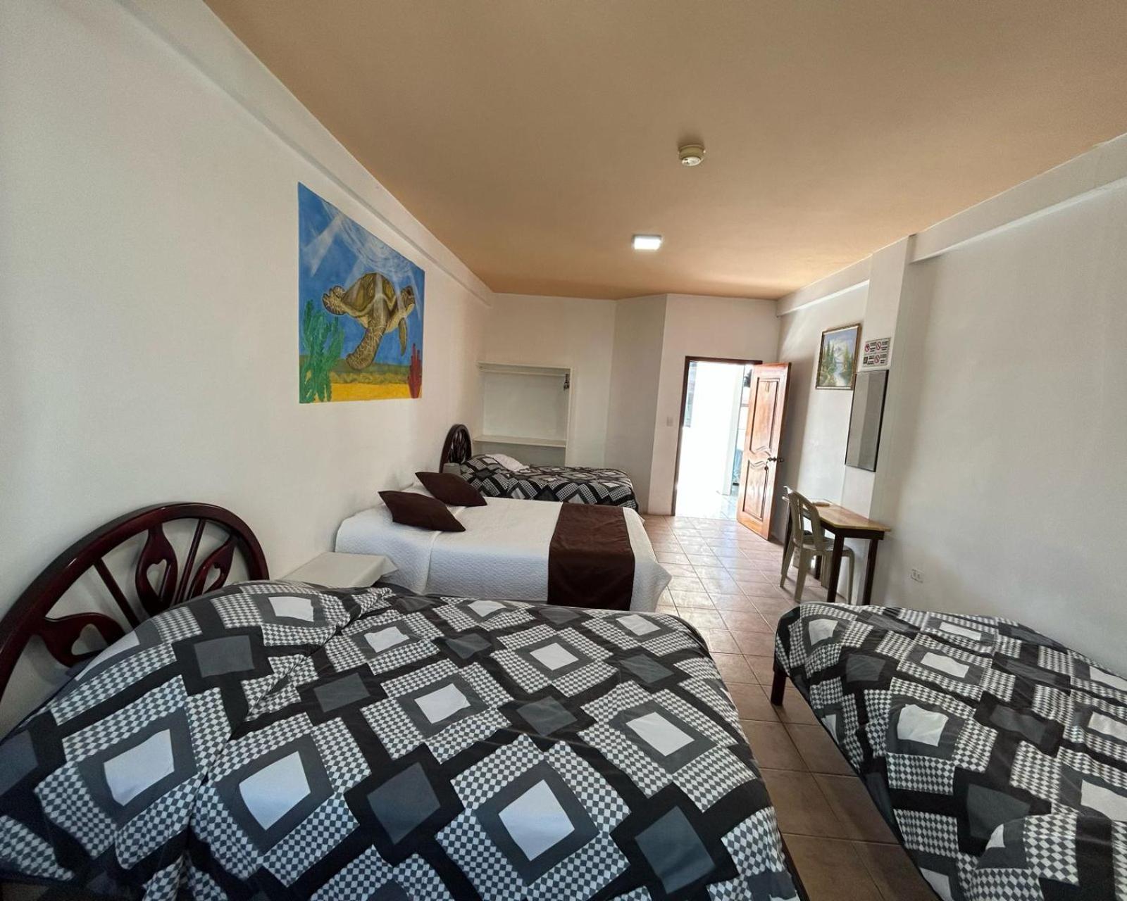 Hotel Isla Del Descanso Puerto Villamil Eksteriør billede
